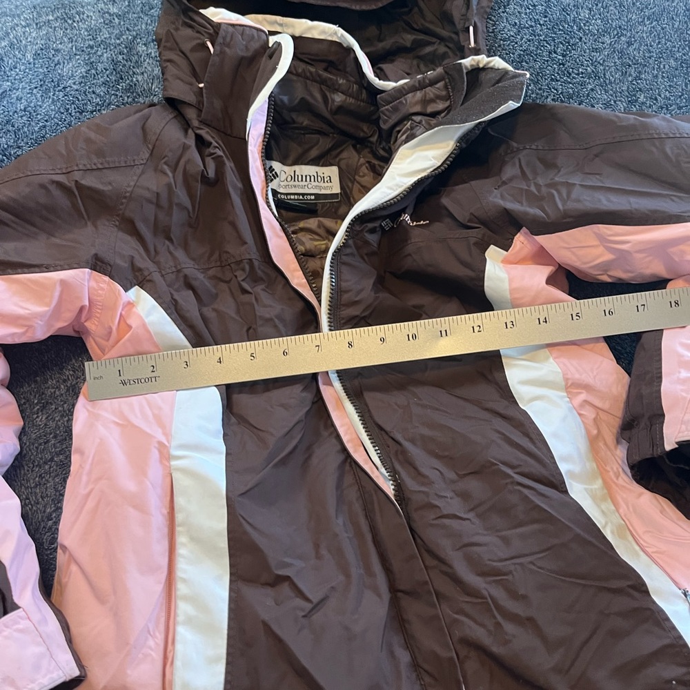 Columbia women’s small brown pink zip down coat